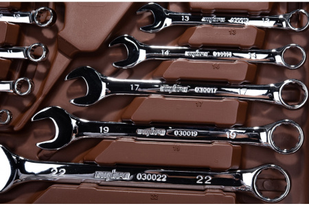 OMBRA Набор инструмента универсальный 1/4", 1/2"DR, 82 предмета
